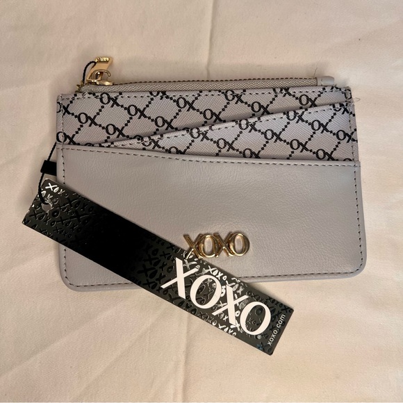 NWT 🥀 XOXO Women's Faux Leather Wallet Credit Card Holder - Picture 3 of 6